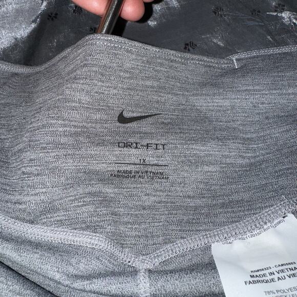 NIKE Dri Fit Heather Gray Capri Women Size XL 1X Leggings Pocket High Waist Gym - Picture 3 of 5